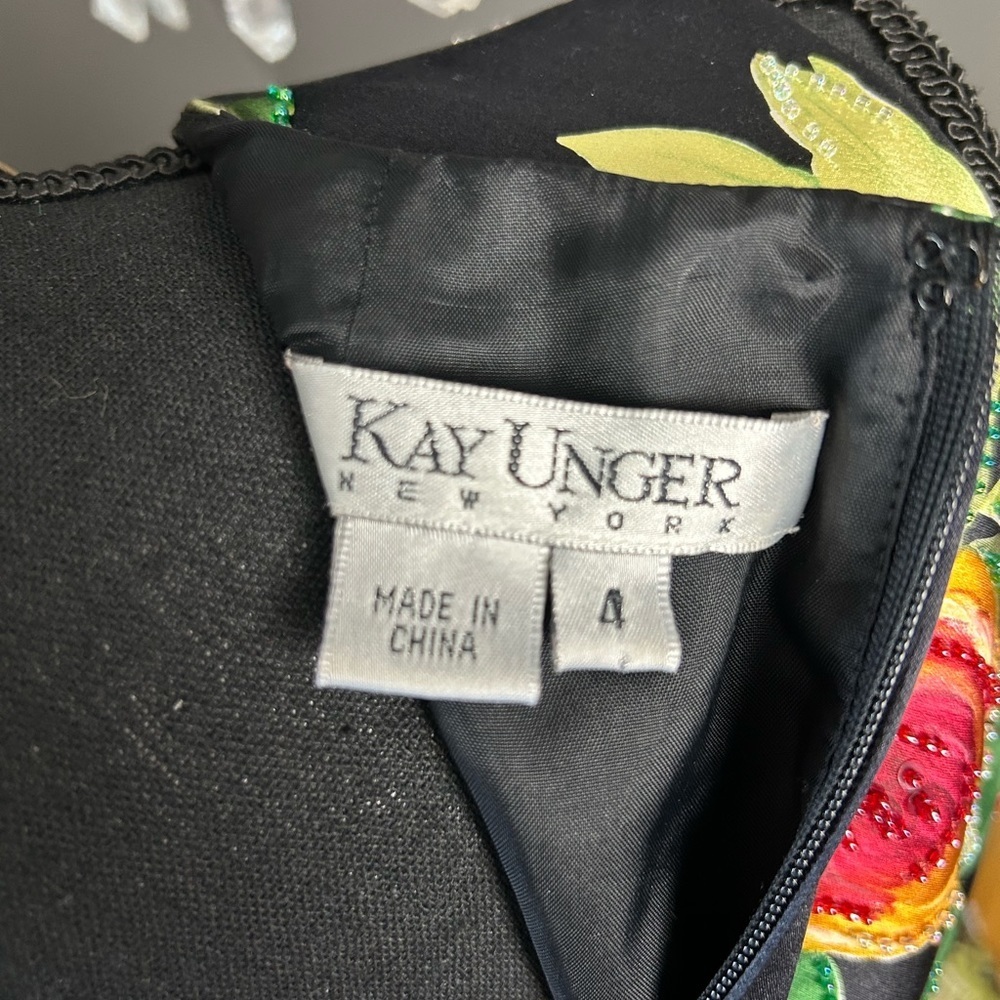 KAY UNGER Silk Sleeveless Beaded Embellished Black Floral Top - Picture 10 of 10